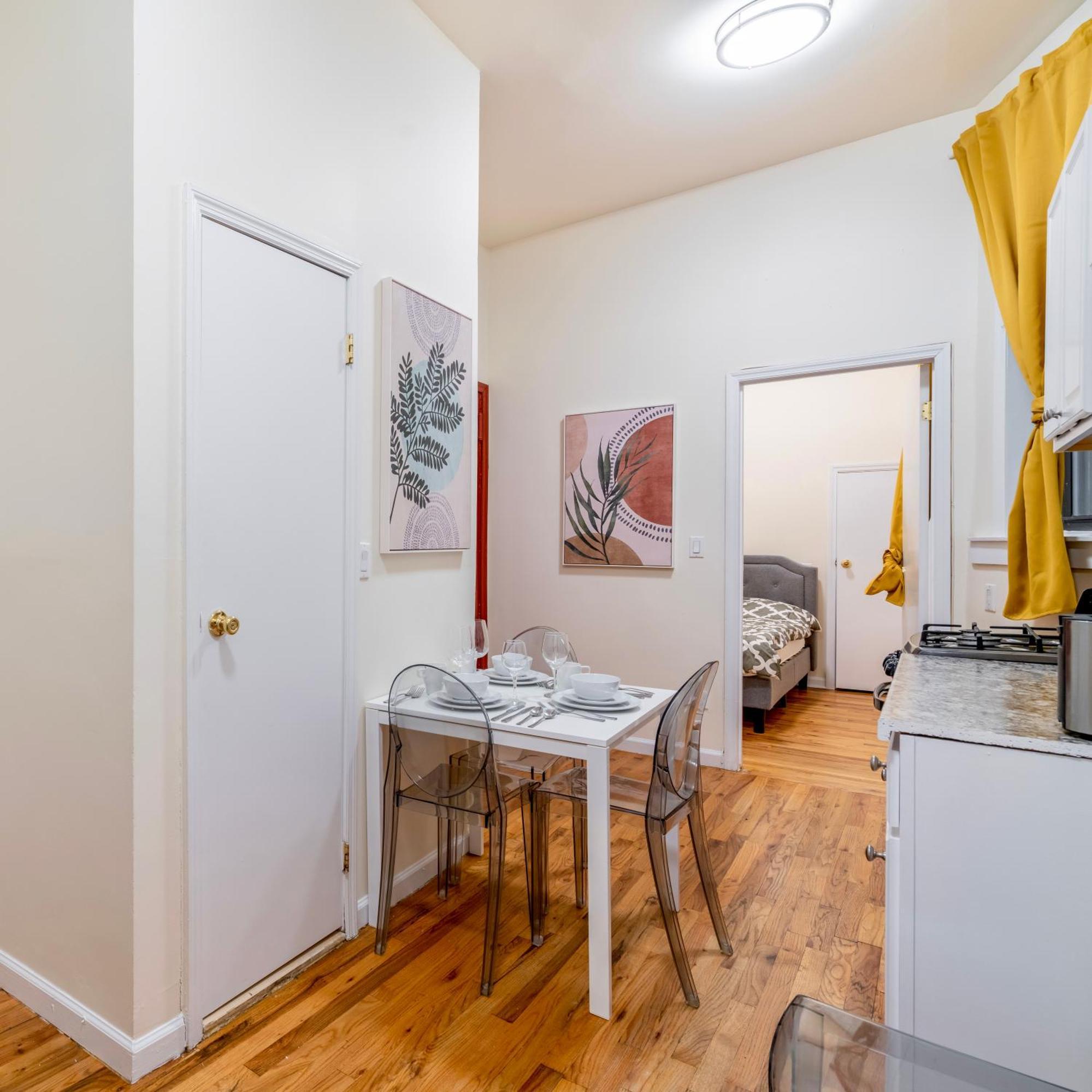 2 Bedroom Hidden Upscale Oasis New York Eksteriør bilde